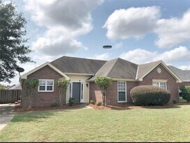 6900 Mayfield Mews in Montgomery, AL - Building Photo