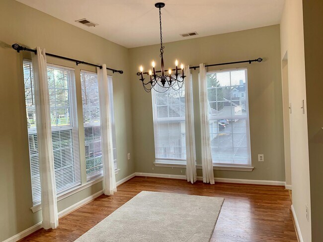 4138 Fountainside Ln-Unit -# A204 in Fairfax, VA - Building Photo - Building Photo