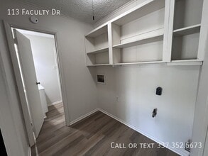 113 Faculty Dr in Lafayette, LA - Building Photo - Building Photo
