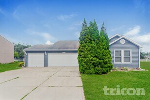 8243 Firefly Way in Indianapolis, IN - Building Photo