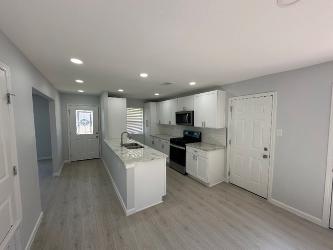 property at 629 W Mimosa St