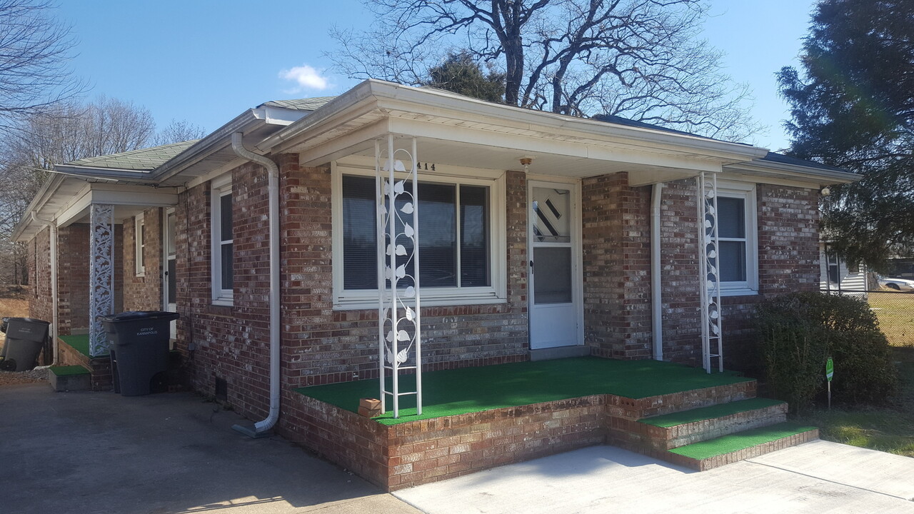 414 N Little Texas Rd in Kannapolis, NC - Building Photo