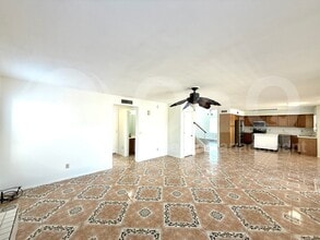 7874 W Beryl Ave in Peoria, AZ - Building Photo - Building Photo