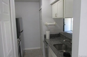 35464 Townley Dr in Sterling Heights, MI - Building Photo - Building Photo