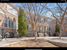 11183 Kinsley St in Eden Prairie, MN - Building Photo