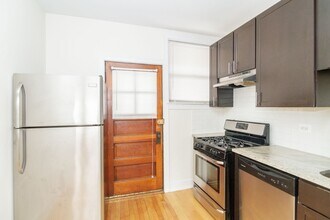 4537 N Leavitt St, Unit 1 in Chicago, IL - Building Photo - Building Photo