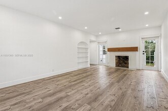 3002 Segovia St in Coral Gables, FL - Building Photo - Building Photo