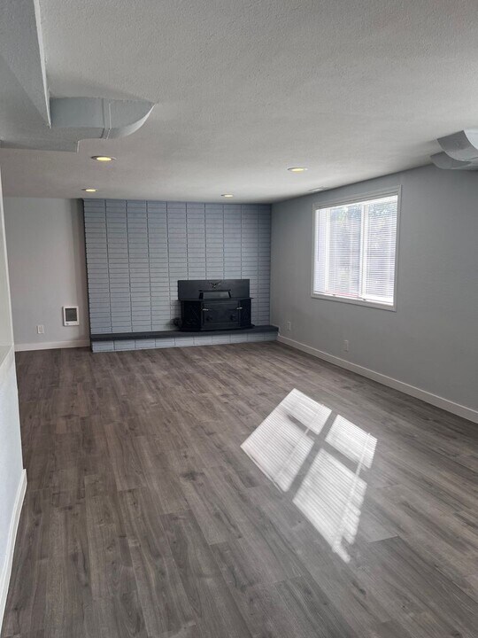 5622 35th Ave E in Tacoma, WA - Building Photo