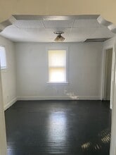 1604 Homewild Ave in Jackson, MI - Building Photo - Building Photo