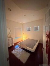 2715 Lake Pointe Dr in Spring Valley, CA - Foto de edificio - Building Photo