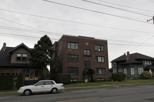 Elise Apartments in Seattle, WA - Foto de edificio - Building Photo