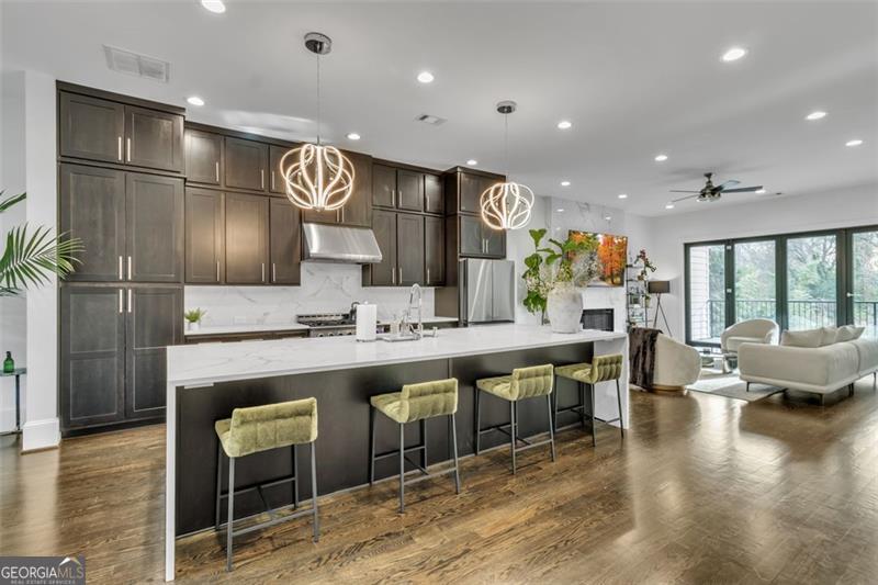 1107 Briar Cove Cir in Atlanta, GA - Building Photo