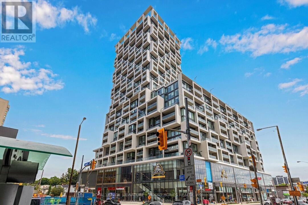 5-705 Soudan Ave in Toronto, ON - Building Photo