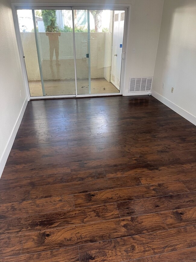 8020 Walerga Rd in Antelope, CA - Building Photo - Building Photo