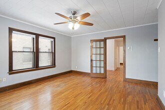 Brownstone on Grand in St. Paul, MN - Building Photo - Interior Photo