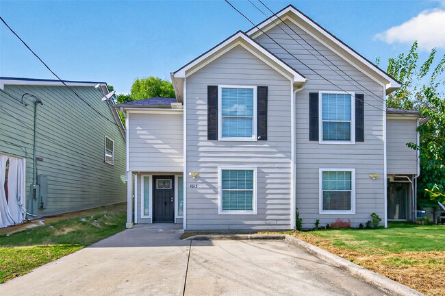 property at 4613 Knoxville St