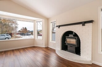 1010 Cascade St in Wenatchee, WA - Building Photo - Building Photo