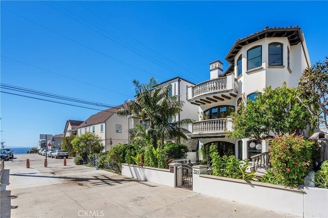 property at 321 9th St