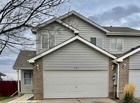 427 Lilac Ave in Eaton, CO - Building Photo