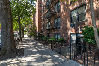 665 Thwaites Pl in Bronx, NY - Building Photo - Building Photo