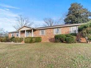 16358 Oakdale Rd in Athens, AL - Building Photo - Building Photo