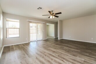 3107 W Park St in Phoenix, AZ - Building Photo - Building Photo