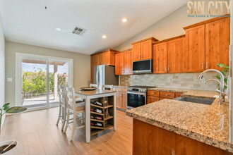 17 Mesquite Village Cir in Henderson, NV - Building Photo - Building Photo