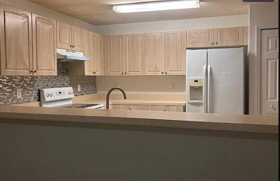 326 Grant Blvd in Lehigh Acres, FL - Building Photo - Building Photo