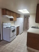 2521 Chelwood Park Blvd NE in Albuquerque, NM - Building Photo - Building Photo