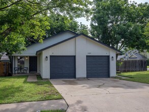 11409 Ptarmigan Dr in Austin, TX - Building Photo - Building Photo