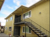 3258-3260 Greely Ave in San Diego, CA - Foto de edificio - Building Photo