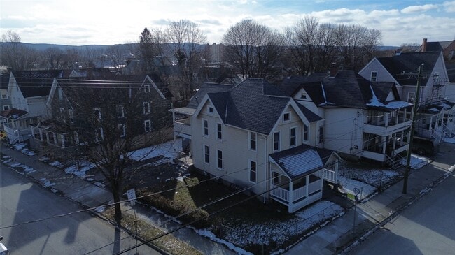24 Robinson St in Binghamton, NY - Building Photo - Building Photo