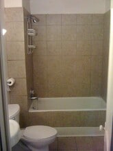 668 Jefferson St, Unit 3 in Eugene, OR - Building Photo - Building Photo