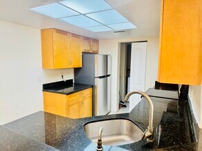 9166 W Atlantic Blvd in Coral Springs, FL - Building Photo - Building Photo