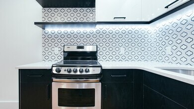 876 Bergen St, Unit 6f in Brooklyn, NY - Building Photo - Building Photo