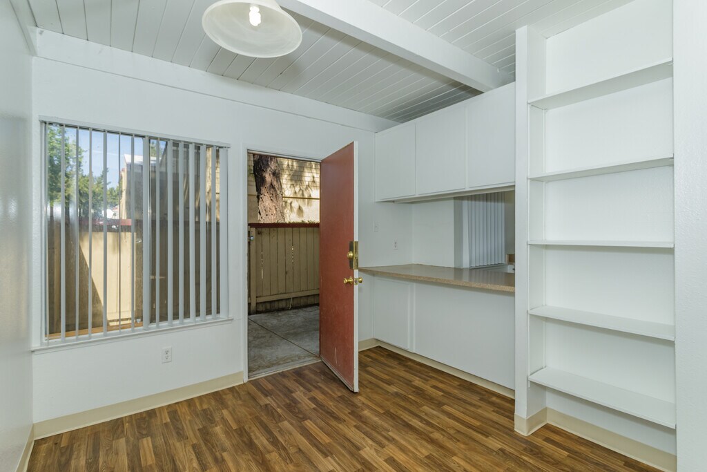 Alvarado Sunset Apartments in Davis, CA