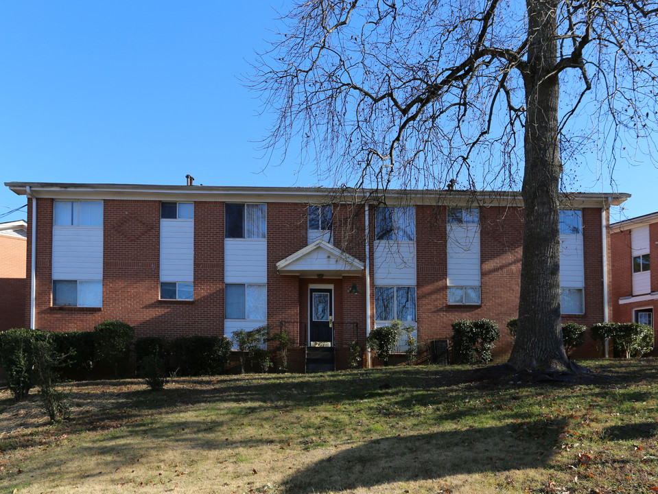 Ytoy Springs in Atlanta, GA - Building Photo