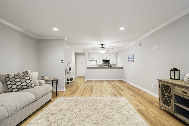 1625 Hotel Cir S in San Diego, CA - Building Photo - Building Photo