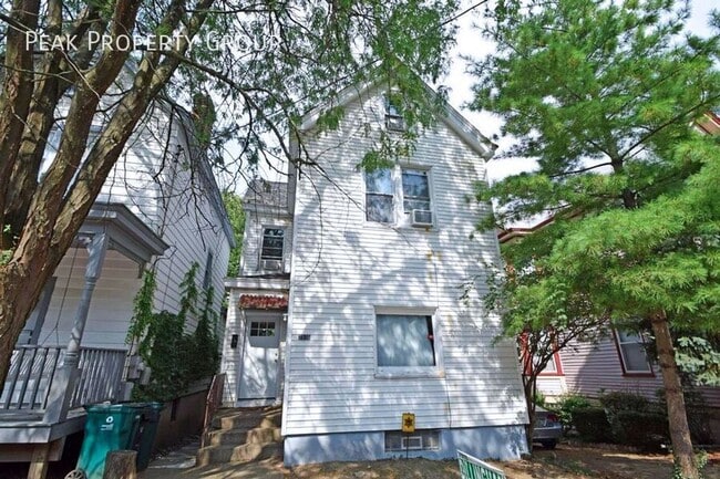 property at 2535 Vestry Ave