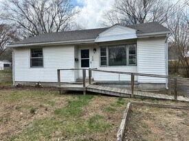 508 S 7th St in Murray, KY - Building Photo