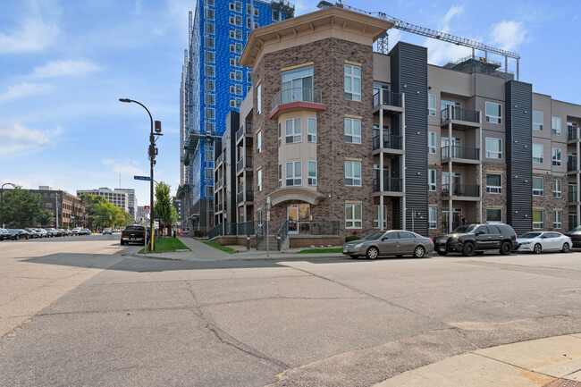 2600 University Ave SE, Unit 101 in Minneapolis, MN - Building Photo - Building Photo