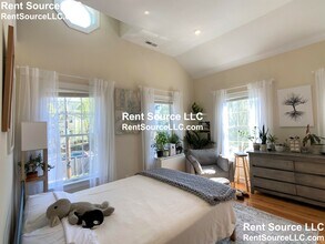 14 Flint St in Somerville, MA - Building Photo - Building Photo