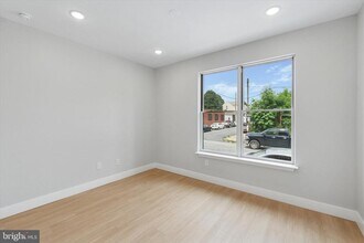 520 W Susquehanna Ave in Philadelphia, PA - Foto de edificio - Building Photo