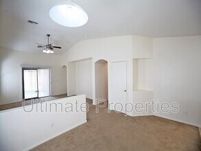 25754 W Siesta Way in Buckeye, AZ - Building Photo - Building Photo