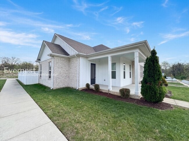 640 Henry Ln in Nashville, TN - Building Photo - Building Photo