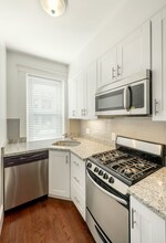 27 Symphony Rd, Unit 302 in Boston, MA - Building Photo - Building Photo