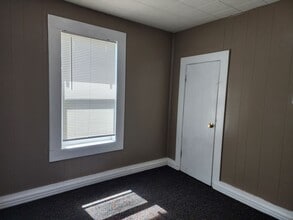 809 S Avenue A in Portales, NM - Building Photo - Building Photo