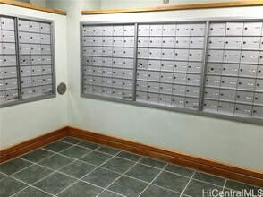 215 N King St in Honolulu, HI - Building Photo - Building Photo