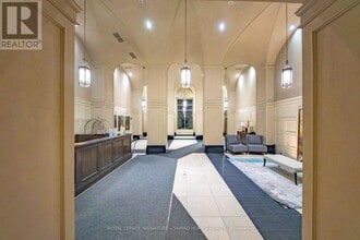 388 Prince of Wales Dr in Mississauga, ON - Building Photo - Building Photo