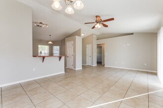 4619 Great Blue Heron Dr in Lakeland, FL - Building Photo - Building Photo